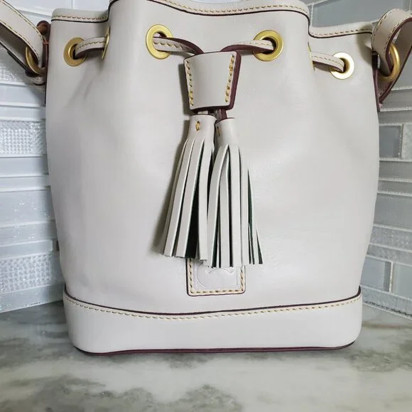 NWT - SET Dooney & Bourke Florentine Small Drawstring & Lg Zip Wristlet Ecru - Picture 2 of 16